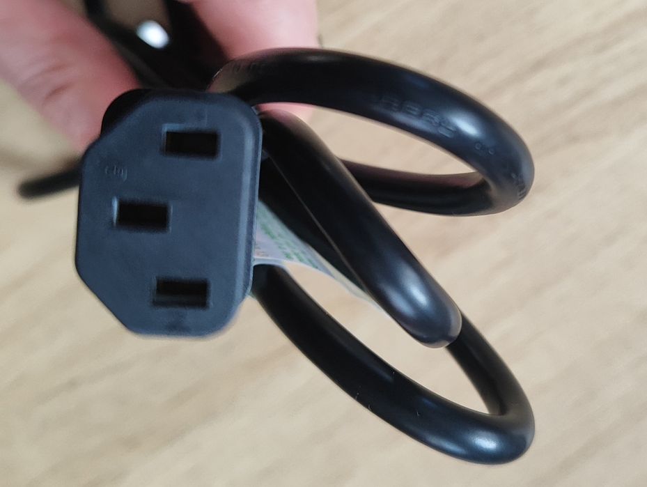 Kabel przewód zasilający angielski z wtyczką typu-G