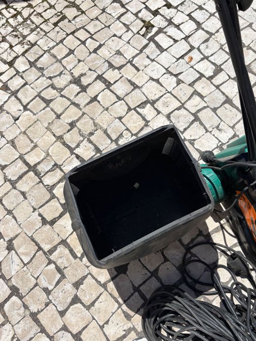 Máquina de cortar de relva + extensão
