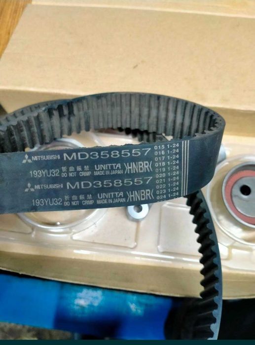 Комплект ГРМ+натяжитель  Митсубиси Паджеро 4 вагон, бензин 3.0