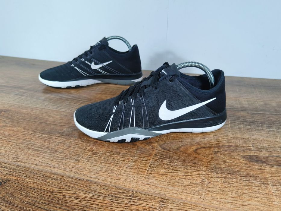 Кросівки черевики Nike Free TR6