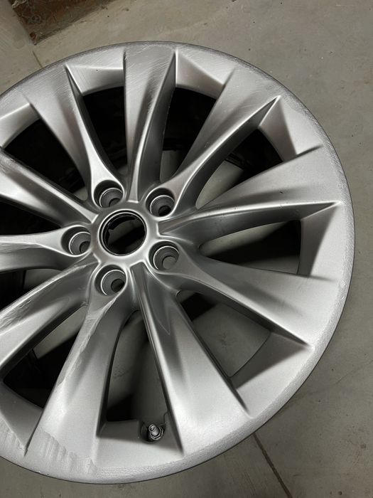 Диск Tesla Model S X R19