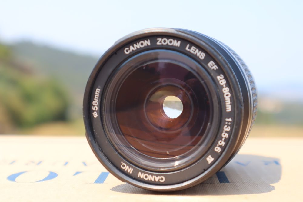 Canon EOS 1100D + EF 28-80mm