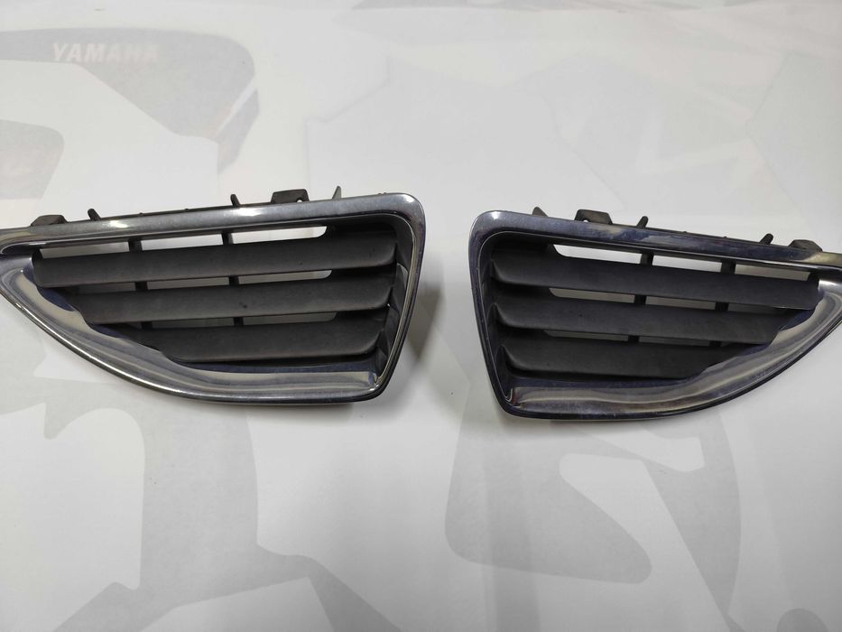 Grelhas Renault Megane