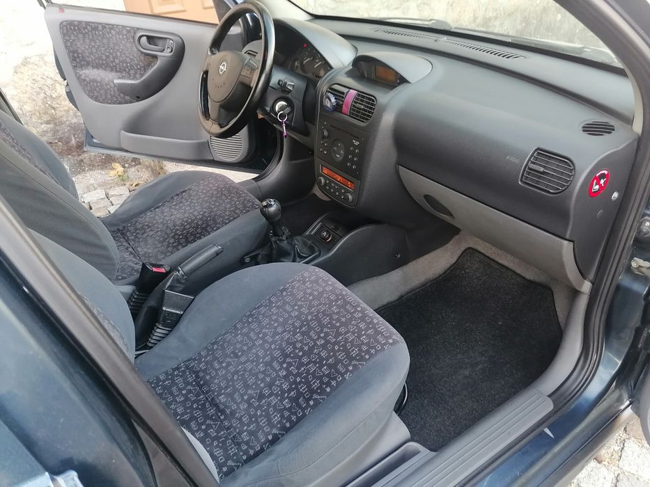 Opel corsa 1.2i Elegance 1 dono
