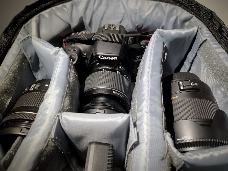 Canon EOS 2000D + Equipamento Completo