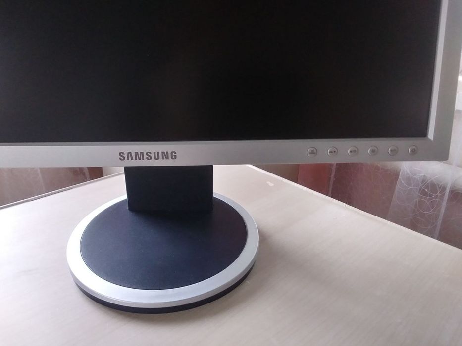 Продам монітор Samsung
