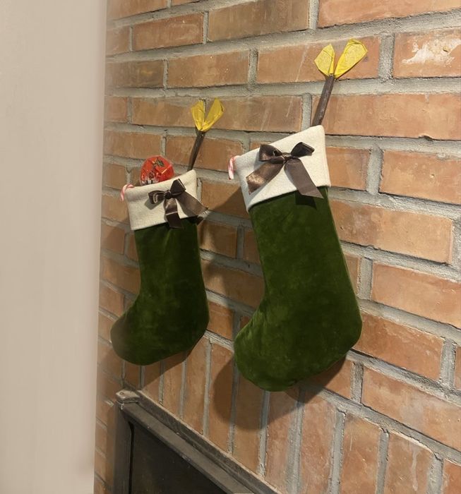 Świateczne skarpety na kominek - rękodzieło