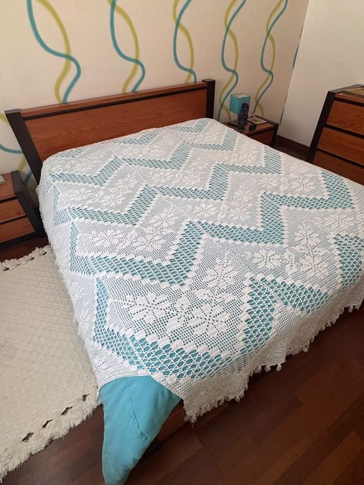 Colcha de renda feita à mao