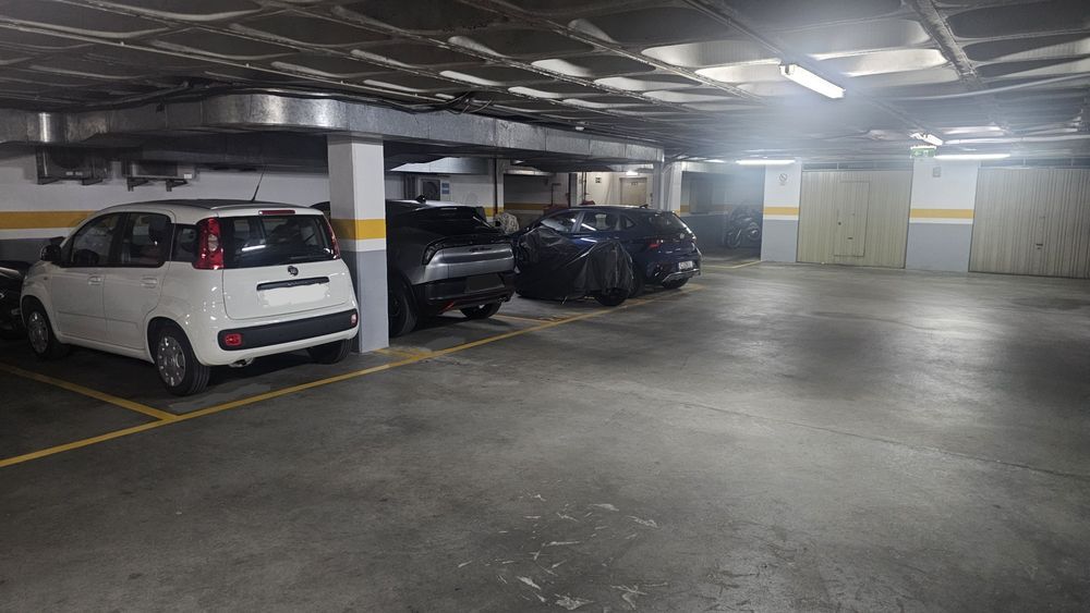 Parqueamento automóvel