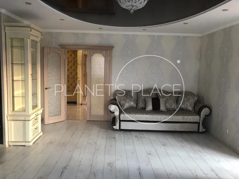 Продам 2к. квартиру просп. В. Лобановського,150, ЖК"Новодеміївський"