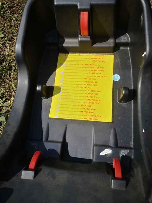 Дитяче крісло " CHICCO".