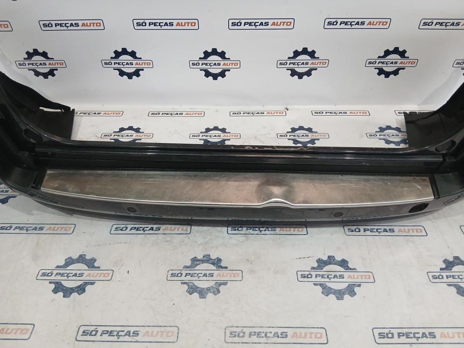 PARA CHOQUES TRASEIRO PRETA FIAT 500L 1.3MJET 2012-2025 ANO: 2014