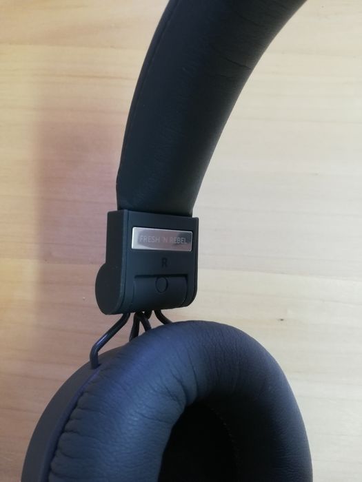 Auscultadores Fresh N Rebel Caps 2 

Comprados na Rádio Popular em F