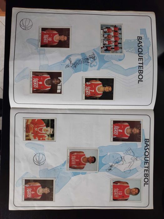 Caderneta de cromos "Desporto e campeões"- Completa