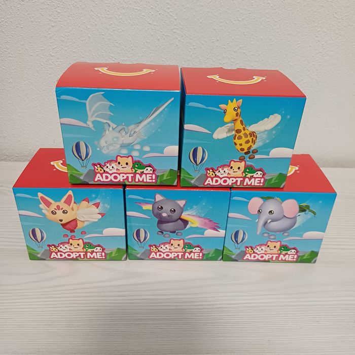5x zabawka Happy Meal McDonald’s Adopt me! nowe