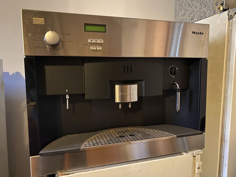 Máquina de Café Miele automática de encastre