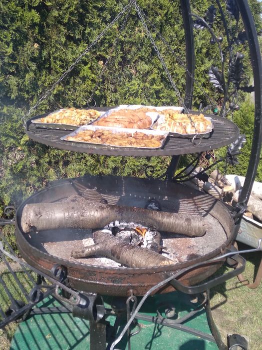 Ogrodowy gril używany