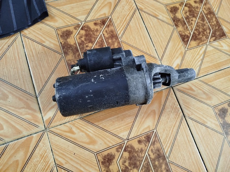 Стартер audi a6 c5 2.5 TDI підходить на passat b5 audi a4 b5