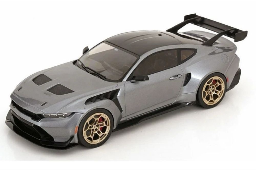 IXO Ford Mustang GTD 1/18