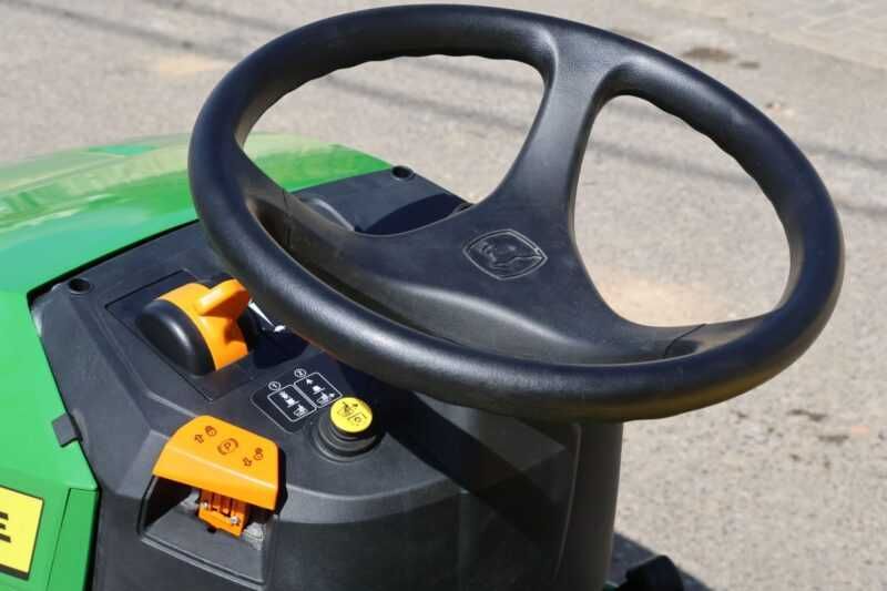 Minitrator corta-relvas X167R