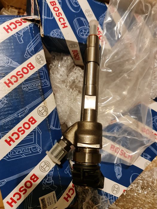 BOSCH wtryskiwacze wtryski bmw seria 3 rocznik 2019 diesel 2.0