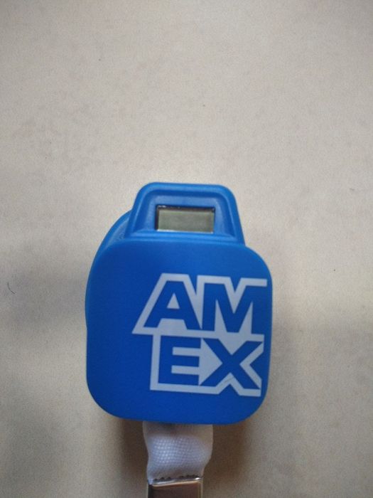 продам портативное радио Wimbledon American Express