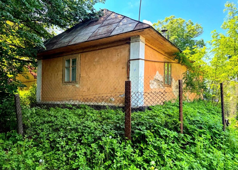 Продаж будинку с. Кізлів Львівська область -35 км від Львова, 5 хв їзди до м.Буськ (10 000$.).
