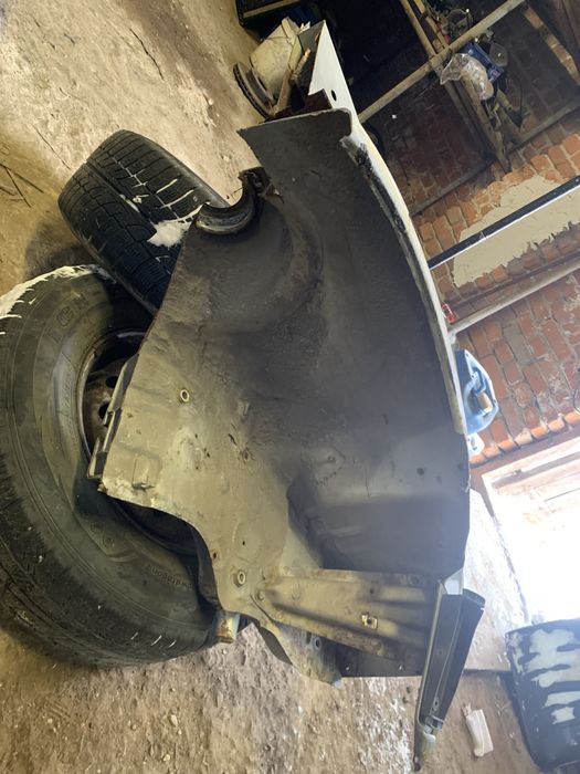 Ланжерон четверть кузов віто вито vito 638 розборка шрот Mercedes