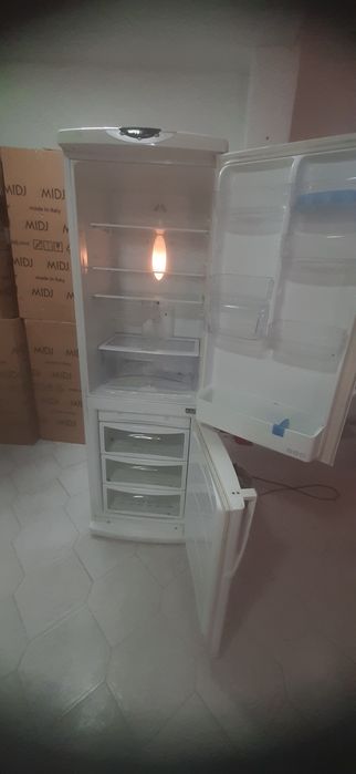 Venda  estante  branca