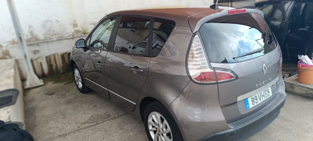 Renault Scenic 3 de 2014 por 7.500 euros
