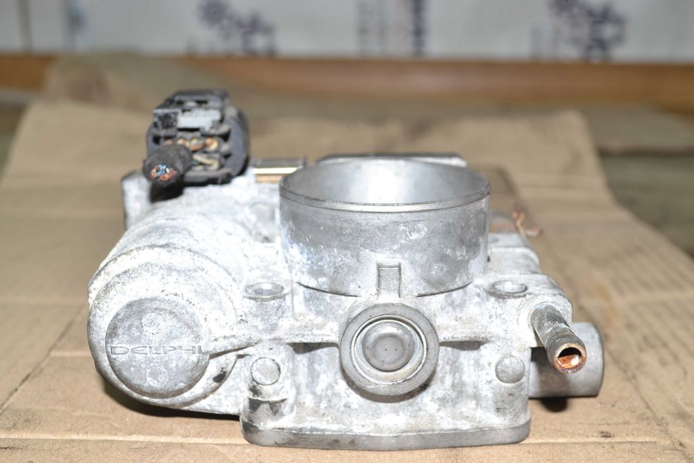 Дросельна заслонка Opel Astra G Zafira B, Opel Astra 1,6 16V 055559227