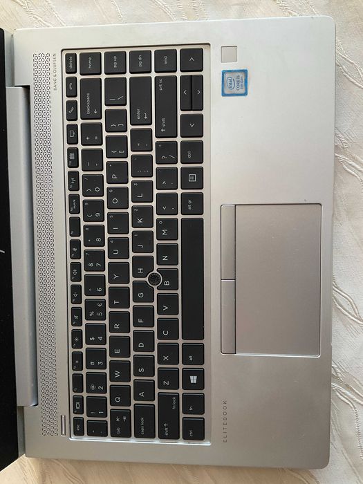 Laptop HP EliteBook 840 G5 8 GB RAM,  256GB SSD, Windows 11 Pro.