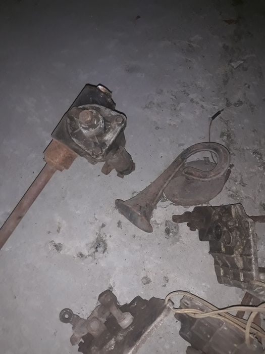 Запчастини Москвич 401-407-408