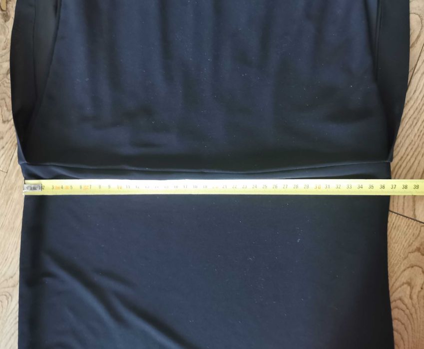 mała czarna mini XS S