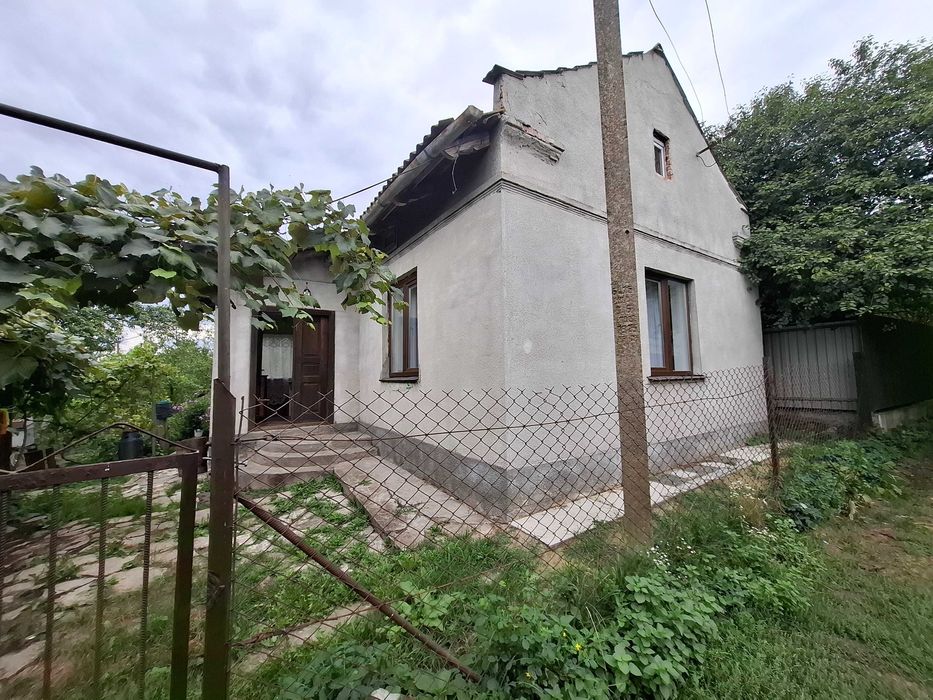 Продаж Будинку смт. Запитів