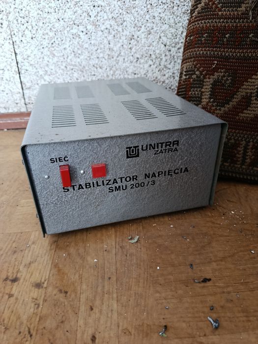 Stabilizator napięcia