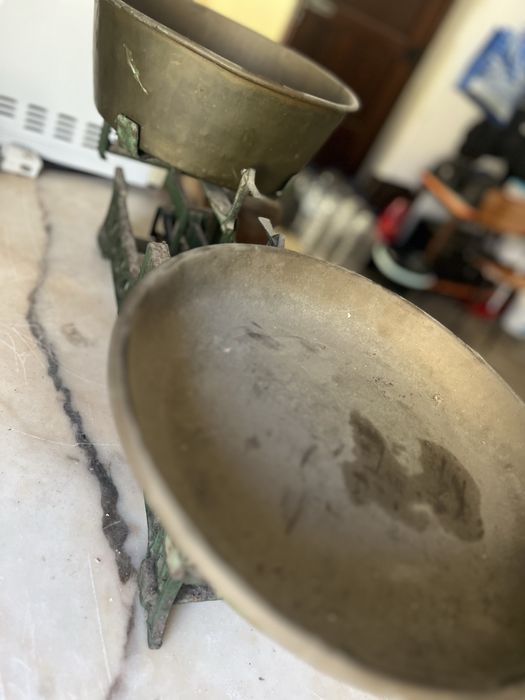 Balança de pesar antiga