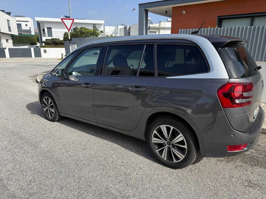 citroen c4 spacetourer bluehdi eat8