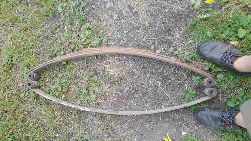 Ресора до автомібільного прицепа