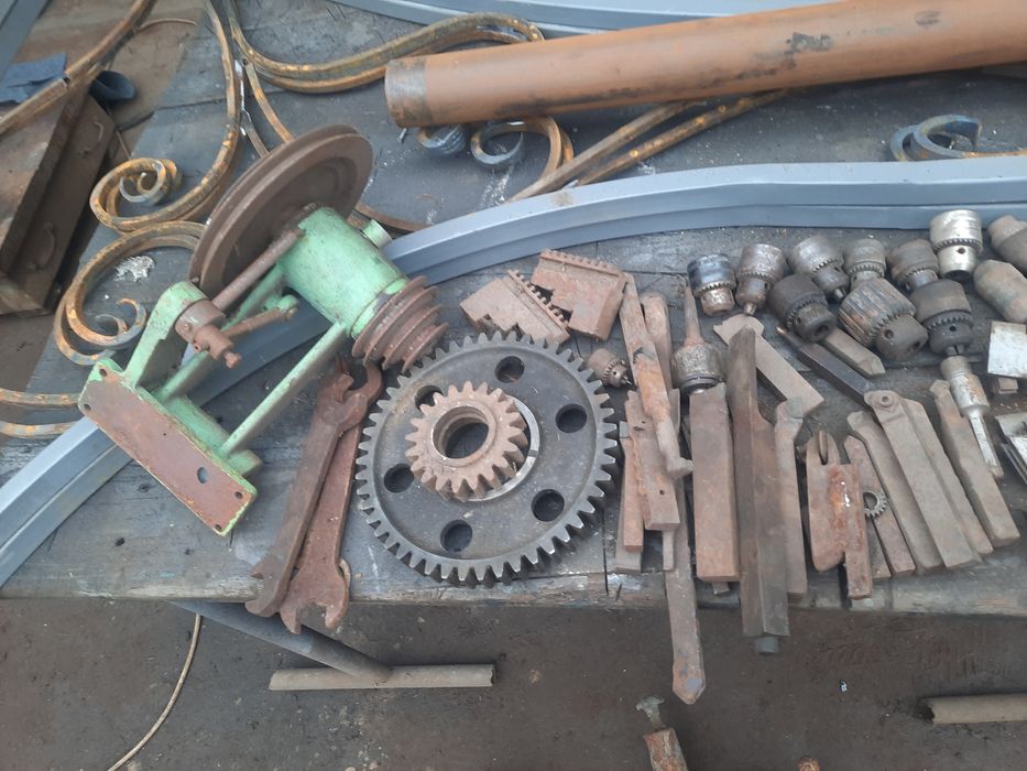 Запчастини до станка продам