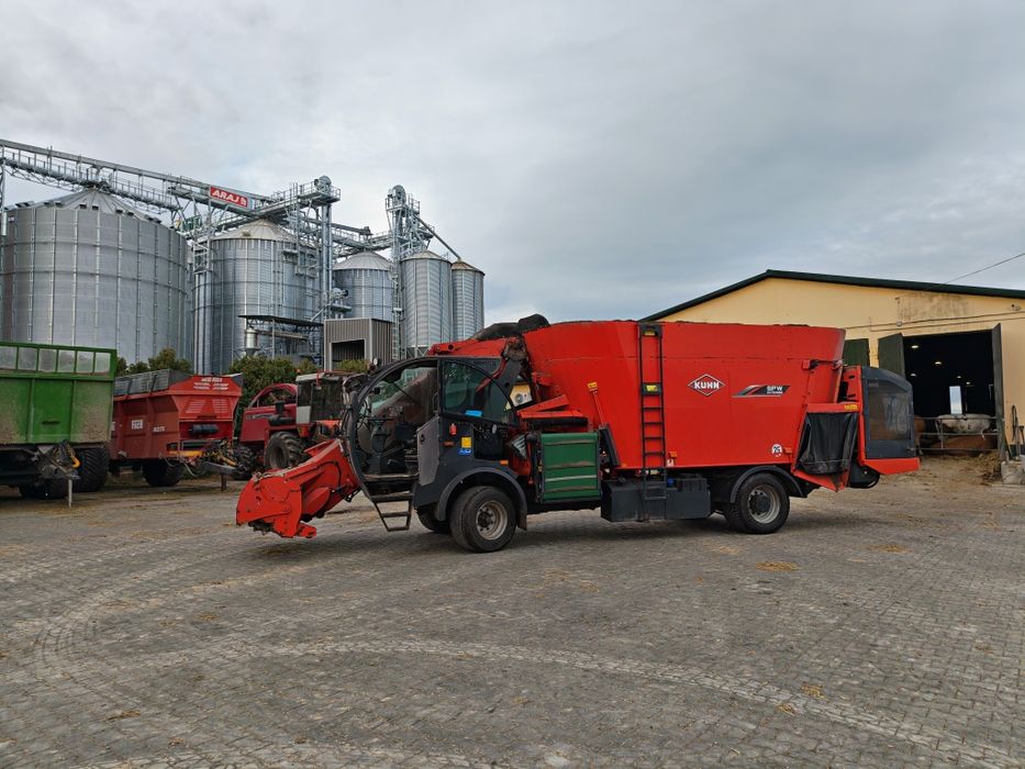 Wóz Paszowy  Samojezdny 22m3 Kuhn SPW Intense 2019 SILOKING..STORTI