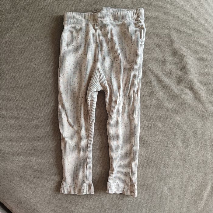 74 Legginsy prążek drobne kwiatki