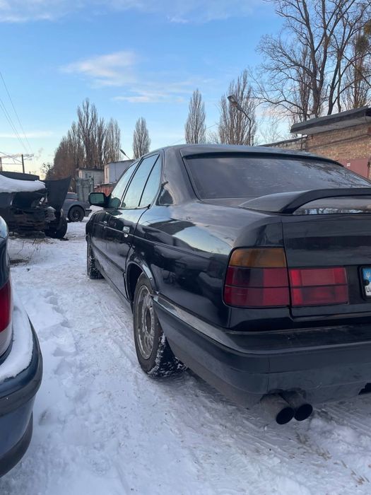 Продам Бмв е34 535і