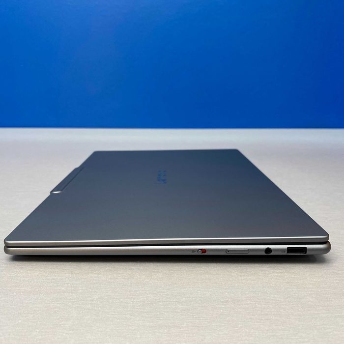 Lenovo Yoga Slim 7 14ILL10 | 14" OLED (Ultra 7 256V/16GB/1TB)