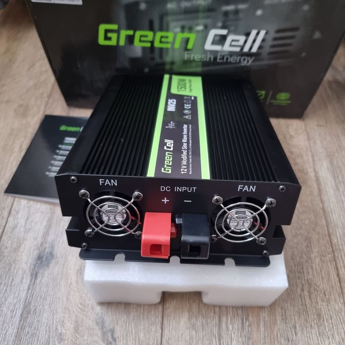 Інвертор Green Cell INV25 (12V/230V 1500W/3000W) модифікована синусоїд