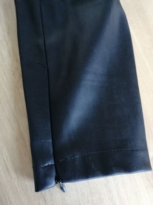 Spodnie damskie czarne skajka XS/34/6 Reserved nowe
