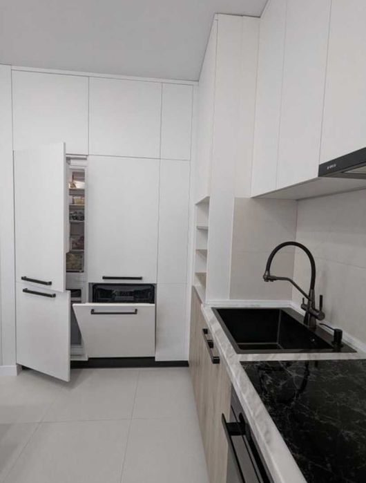 Продам 2 кімн. кв-ру на ХТЗ ЖК Миру 3, вул Миру 49