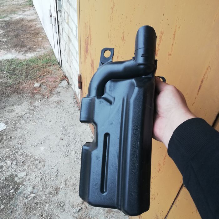 Резонатор воздушного фильтра Mazda CX-5, 6, 3