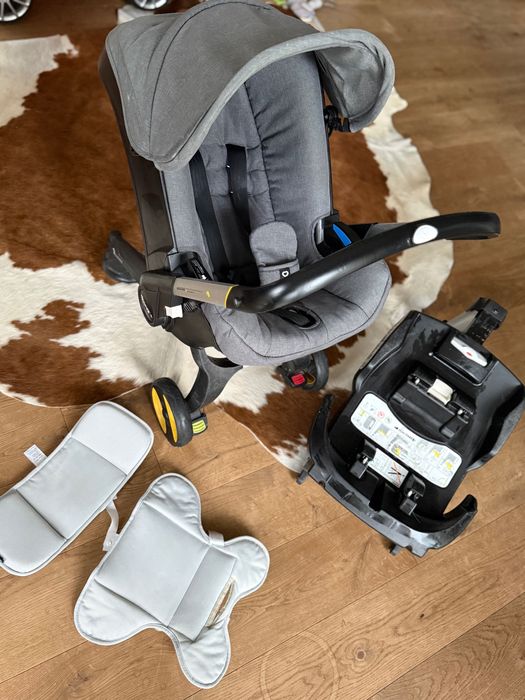 Fotelik Doona + /baza/ wkładka niemowlęca