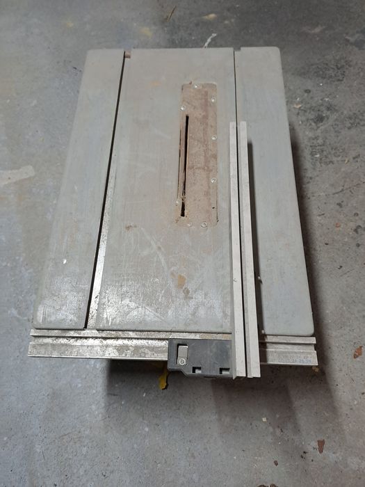 Sprzedam piłę stołową